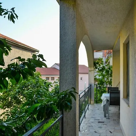 Apartment House 193540 Holiday Antonia *