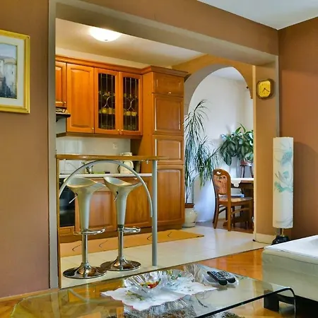 House 193540 Holiday Antonia *